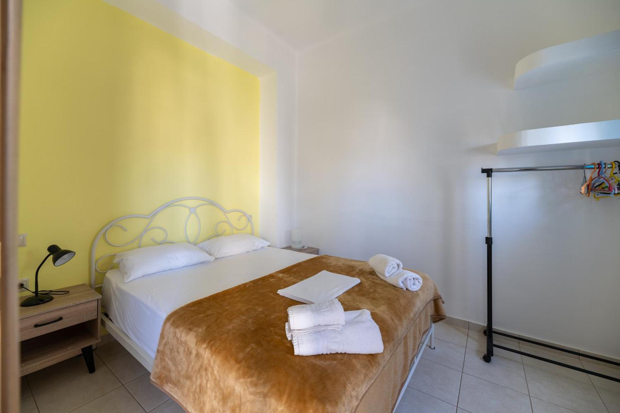 Korfes Apartments Kamilari Bagian luar foto